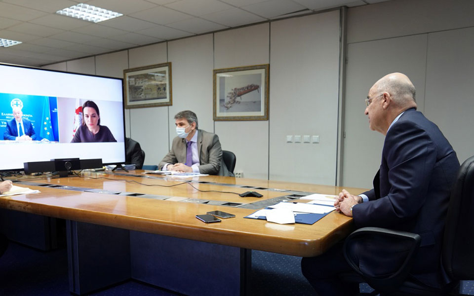 τηλεδιάσκεψη-δένδια-με-αρχηγό-αντιπο-561340063