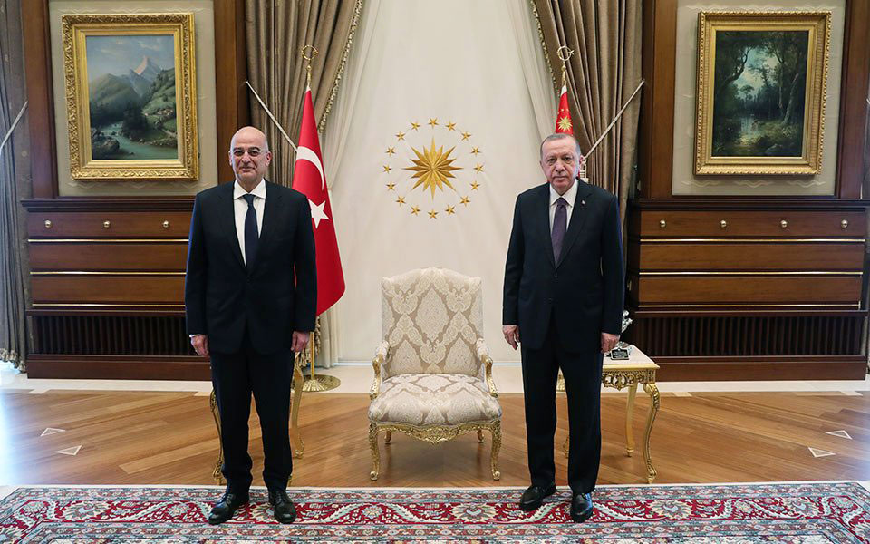 ο-ερντογάν-κατηγορεί-τον-δένδια-αλλά-χ-561333985