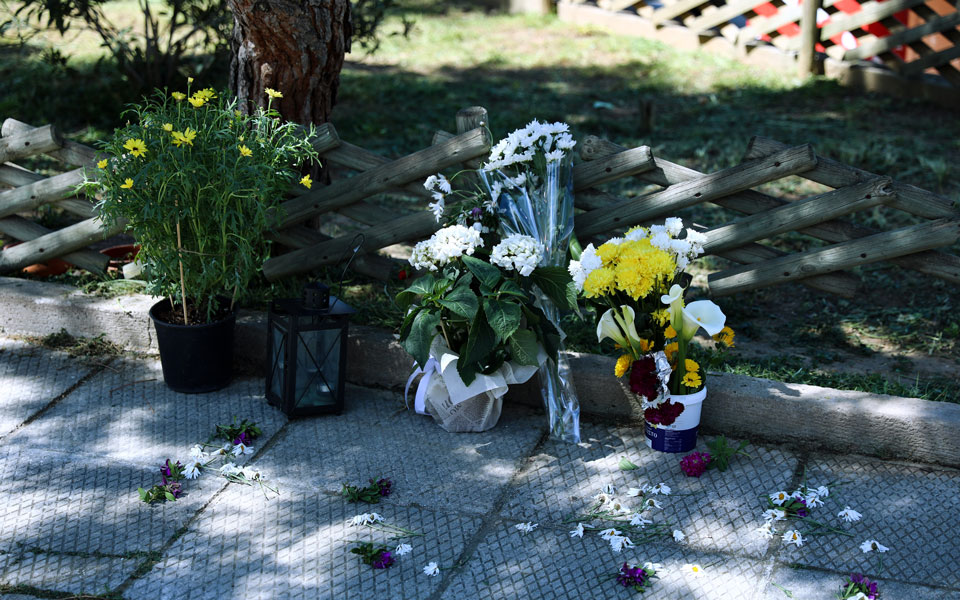 συνήγοροι-οικογένειας-καραϊβάζ-να-μη-561331639