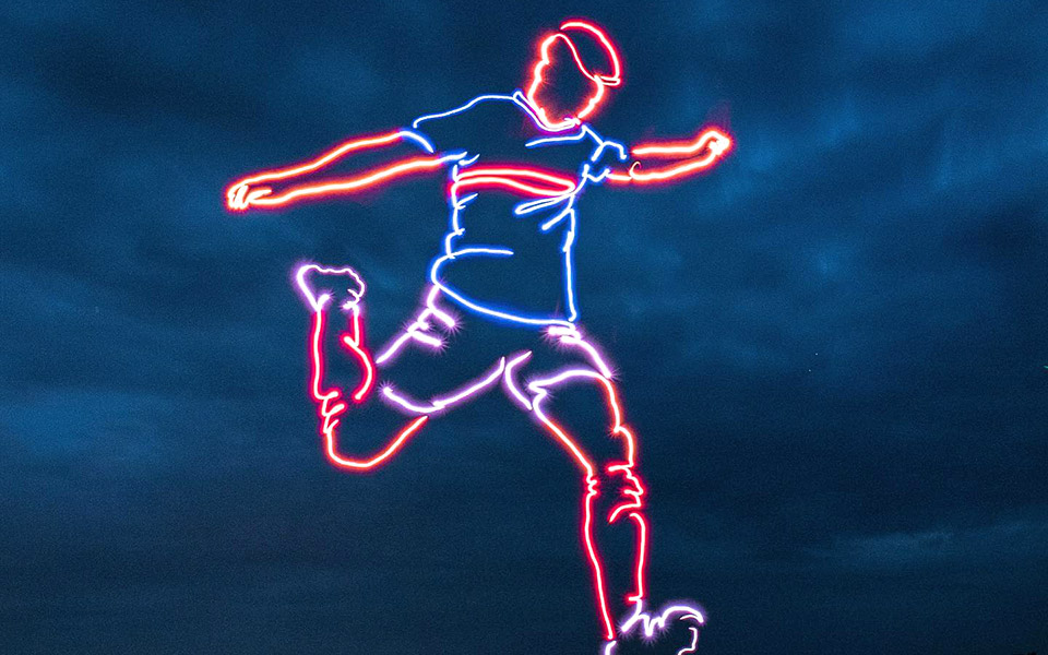 πέντε-drones-σχημάτισαν-στον-ουρανό-έναν-γι-561349096