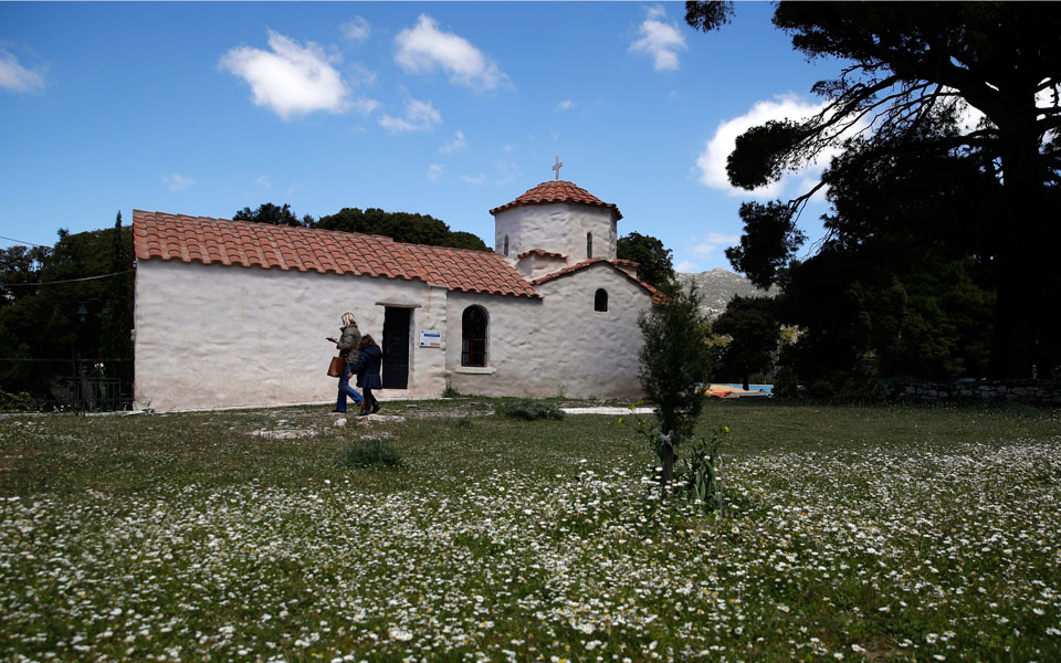 το-πάσχα-στο-χωριό-διχάζει-τους-ειδι-561331453