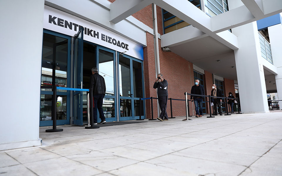 Ανοίγει απόψε η πλατφόρμα εμβολιασμών για την ηλικιακή ομάδα 40-44-1