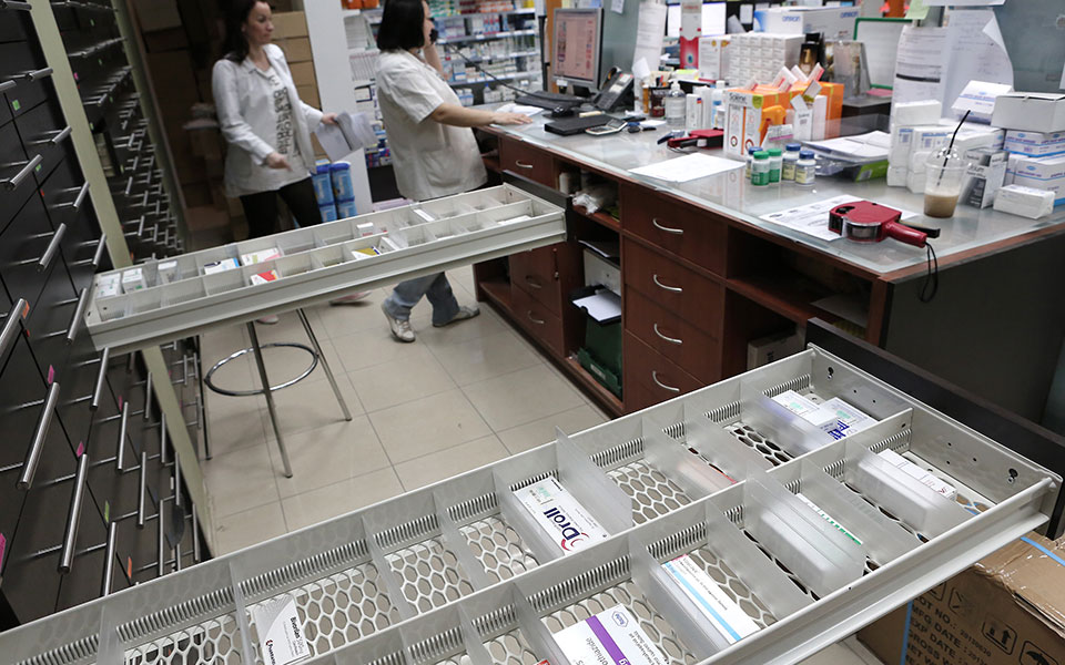 φαρμακοποιοί-αττικής-self-test-μόνο-στις-κα-561344596