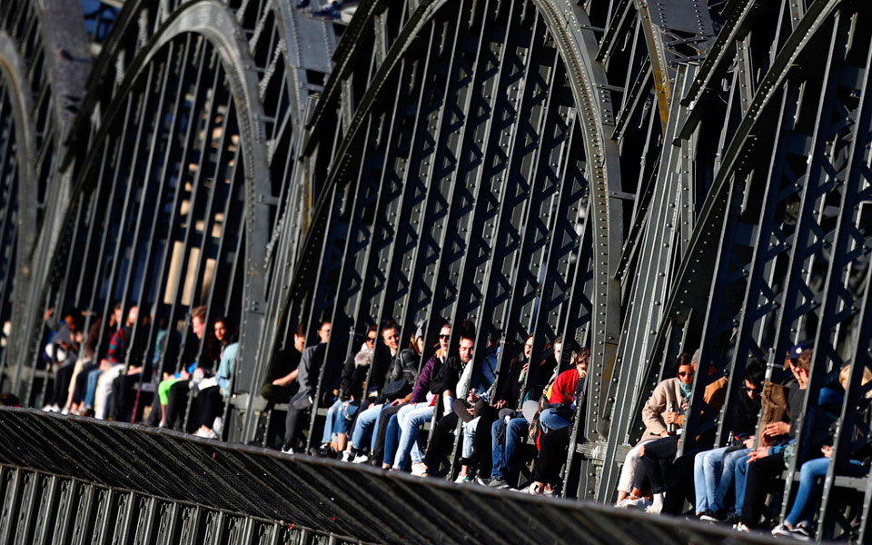 γερμανία-δραματική-έκκληση-του-ινστ-561331981