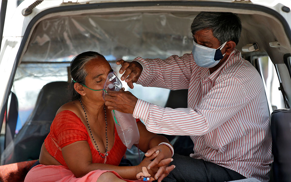φάουτσι-επιβολή-lockdown-πολλών-εβδομάδων-στ-561347491