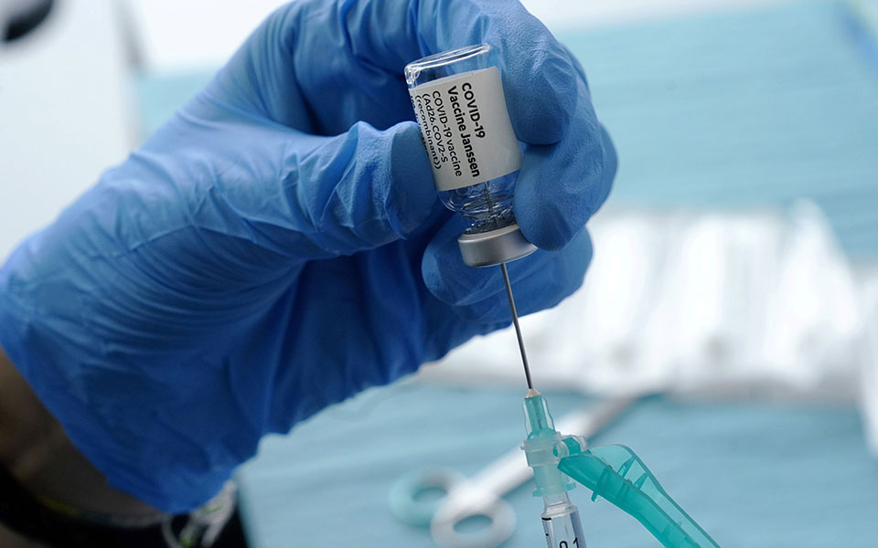 εμβόλιο-johnson-johnson-ασφαλές-και-αποτελεσματ-561341410