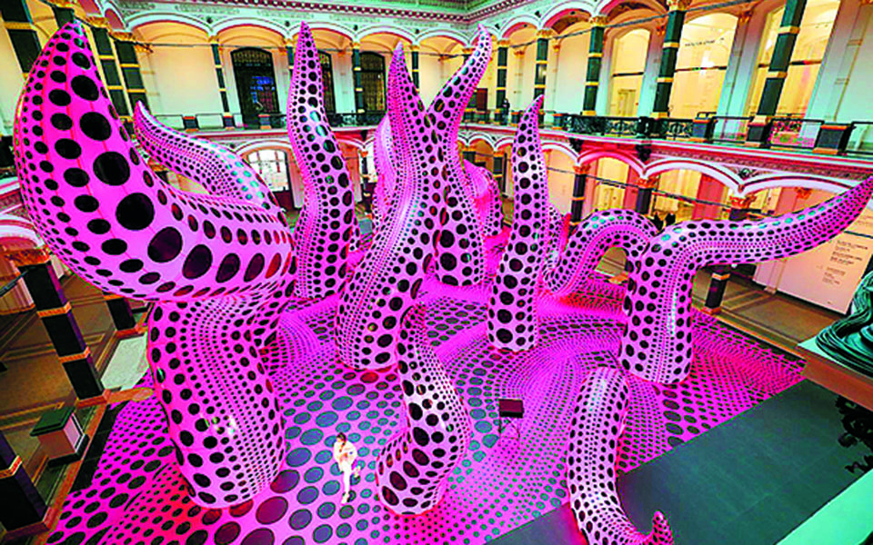 Ματιές στον κόσμο-3