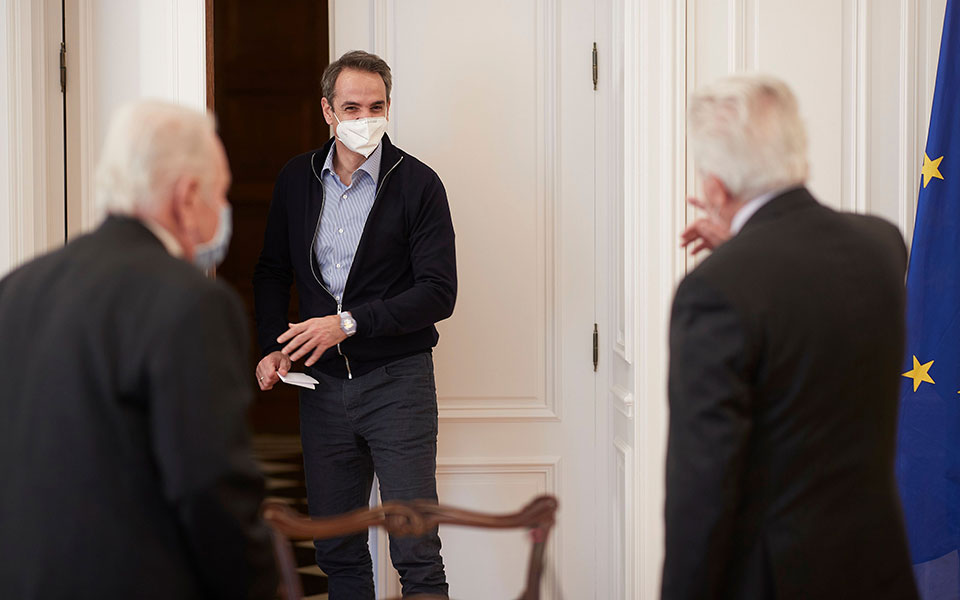 Νέα έκκληση Μητσοτάκη σε συνταξιούχους να κάνουν το εμβόλιο-3