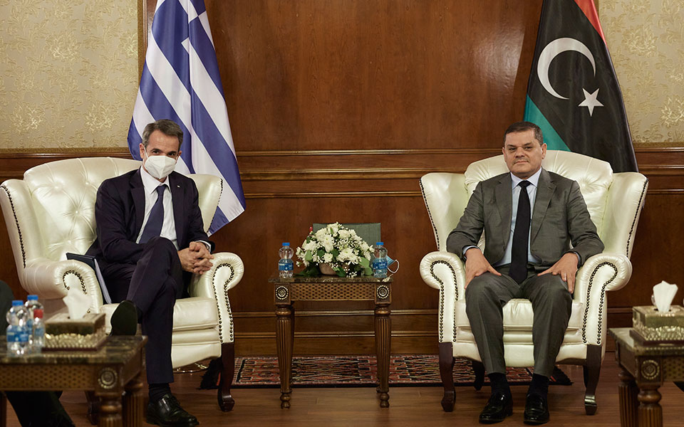 πελώνη-έτοιμη-για-συζητήσεις-περί-θαλ-561320569