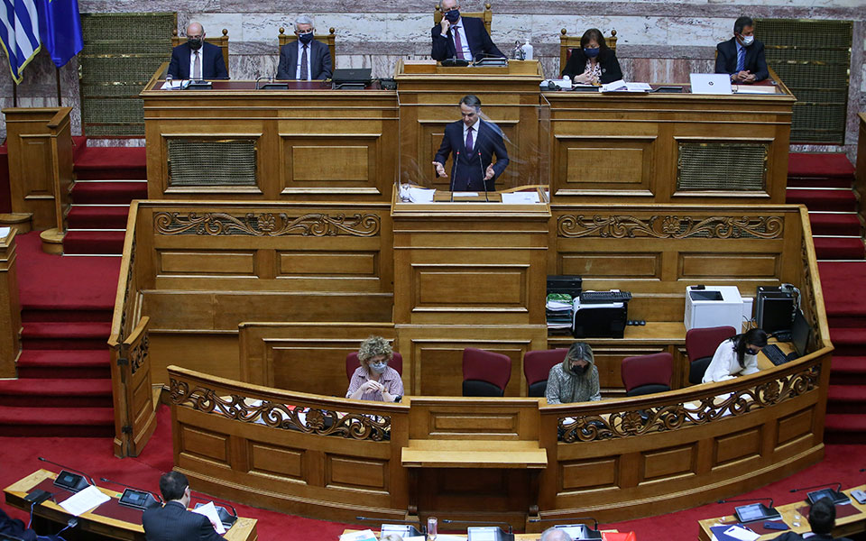 Μητσοτάκης: Δεν μιλάμε για άνοιγμα, αλλά για αναπροσαρμογή-1