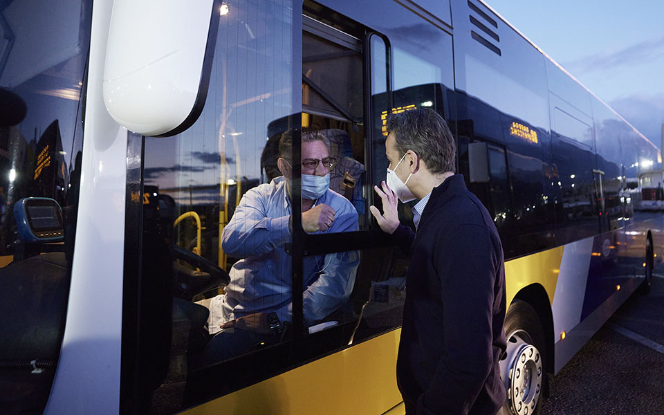 Στο αμαξοστάσιο της ΟΣΥ ο Κυριάκος Μητσοτάκης-1