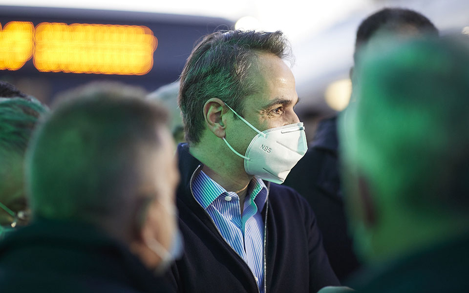 Στο αμαξοστάσιο της ΟΣΥ ο Κυριάκος Μητσοτάκης-2