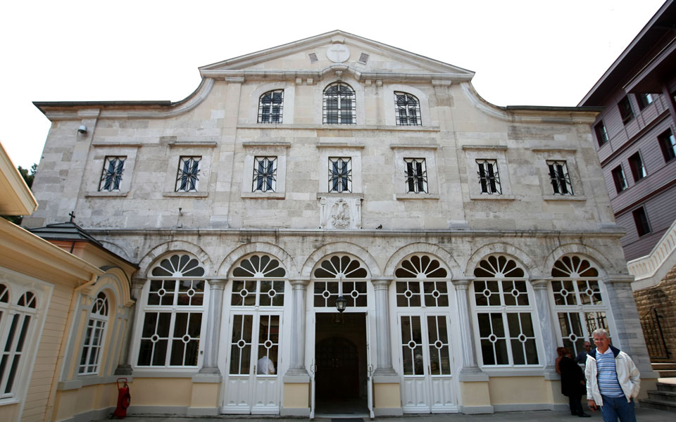 απεβίωσε-ο-φωτογράφος-του-οικουμενικ-561326422