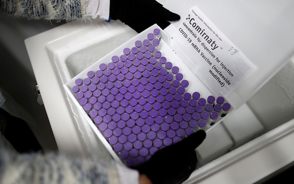 κομισιόν-νωρίτερα-η-παράδοση-50-εκατ-δό-561330595