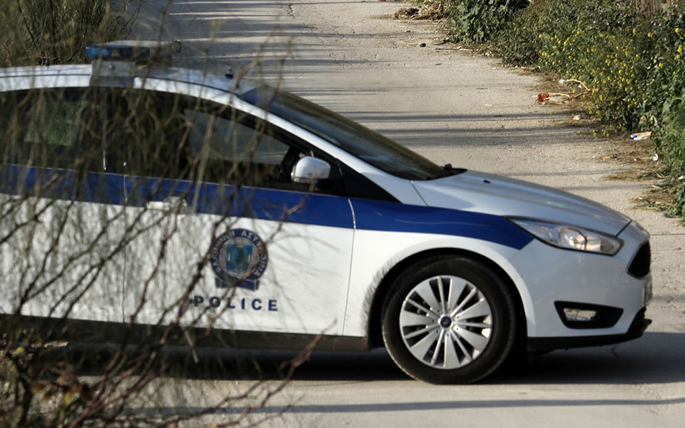 eκρηξη-έξω-από-το-σπίτι-του-μένιου-φου-561340885