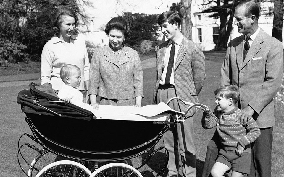 Πρίγκιπας Φίλιππος: Το άλμπουμ της ζωής του Δούκα του Εδιμβούργου-3