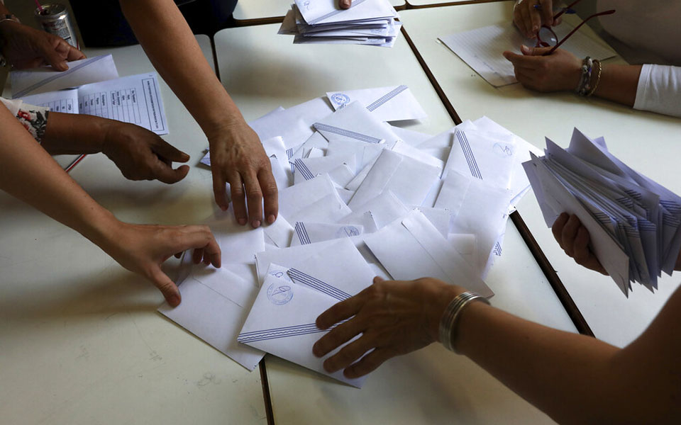 η-ψήφος-των-αποδήμων-δεν-θα-έπρεπε-να-δι-561328555