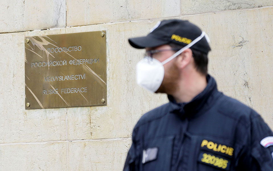 τσεχία-η-ρωσία-απειλεί-με-αντίποινα-γι-561335626