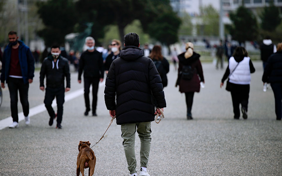 Κορωνοϊός: 1.829 κρούσματα, 841 διασωληνωμένοι, 65 θάνατοι-1