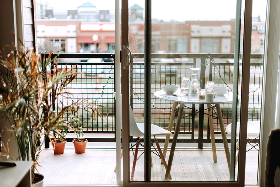 Διακόσμηση Βεράντας Διαμερίσματος: 4 Καλοκαιρινές Ιδέες-3