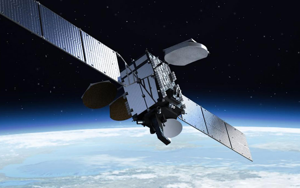 φρένο-στην-εκτόξευση-του-turksat-5b-βάζουν-ο-561331159