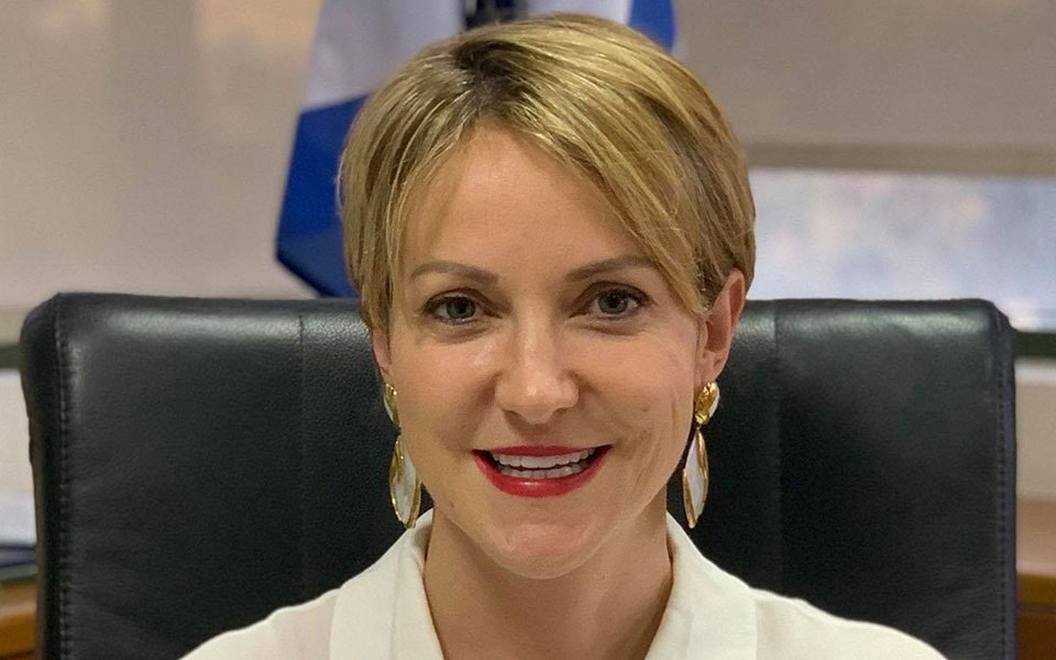 αλ-σδούκου-πενήντα-πρατήρια-φυσικού-α-561324931