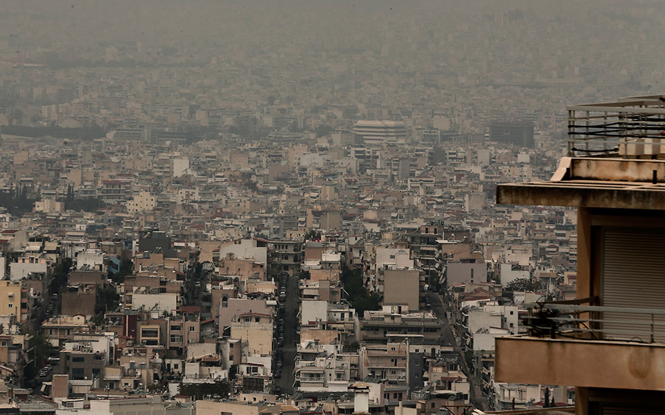 καιρός-αφρικανική-σκόνη-βροχές-και-άν-561347545