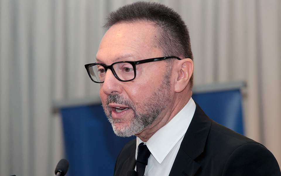 στουρνάρας-η-μετάβαση-στην-πράσινη-οι-561339859