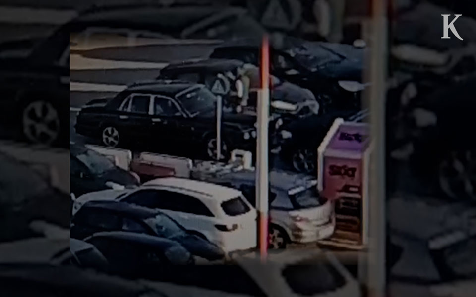 καρέ-καρέ-η-δράση-της-σπείρας-των-supercars-561322072