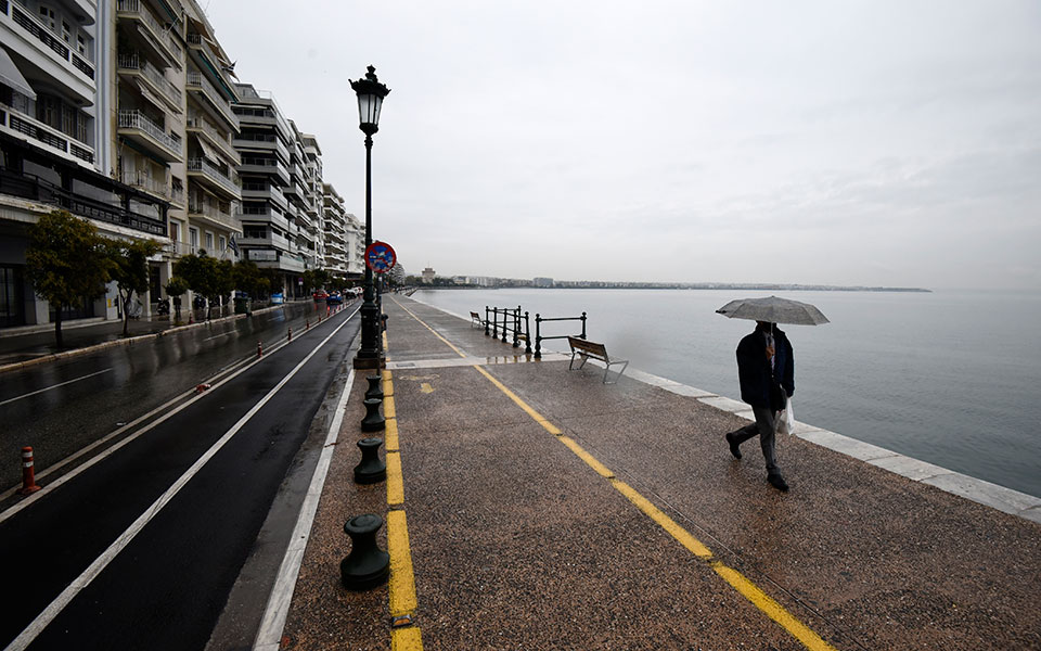 δεν-ανοίγουν-τα-καταστήματα-σε-θεσσαλ-561316807