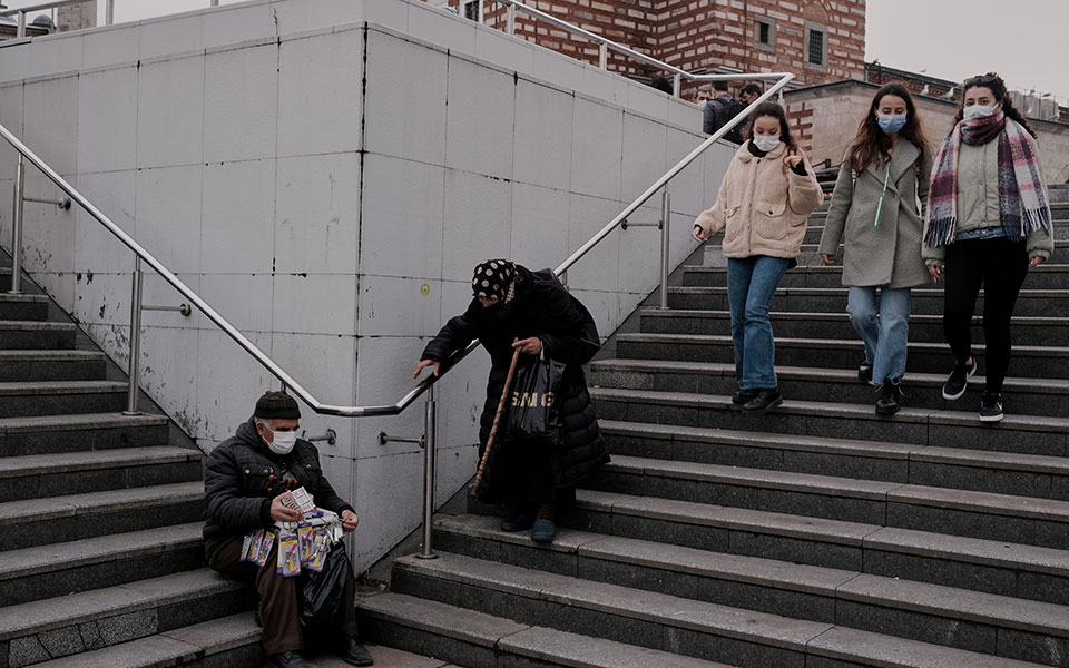 βράζει-η-τουρκία-από-κρούσματα-ο-ε-561329539