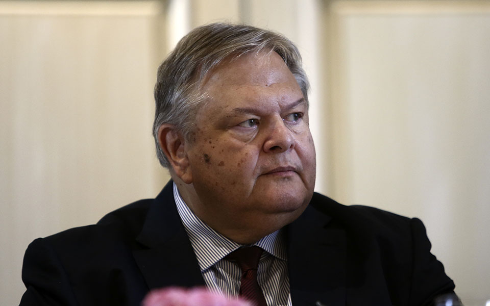 ευ-βενιζέλος-το-εκλογικό-σώμα-ζητάει-τ-561323704