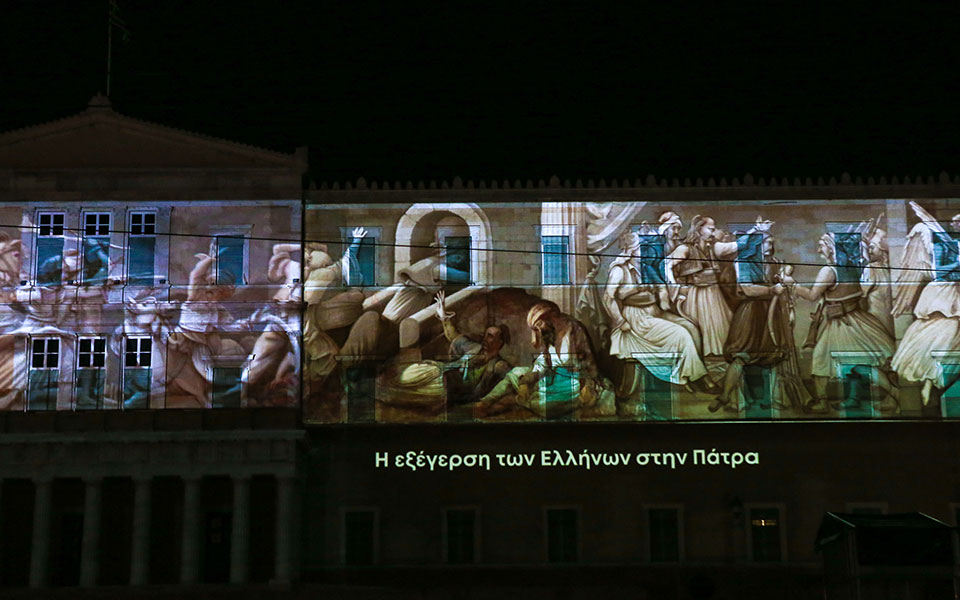 Βίντεο-αφιέρωμα για την επέτειο των 200 χρόνων στην πρόσοψη της Βουλής-6
