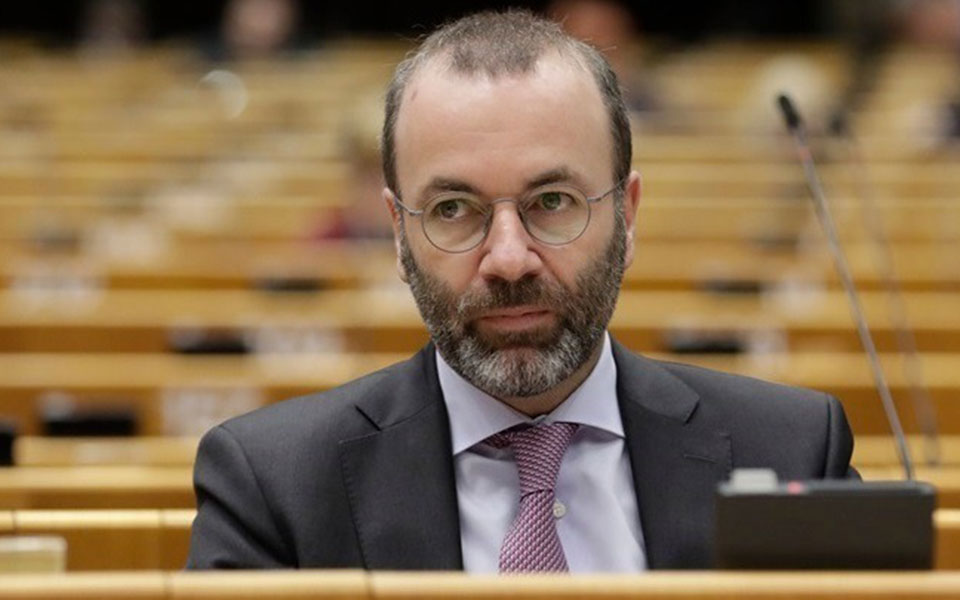 βέμπερ-θερμά-συγχαρητήρια-στον-φίλο-μ-561329509