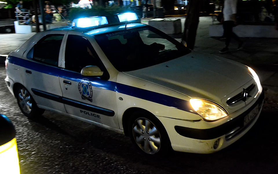 θεσσαλονίκη-γκαζάκια-σε-κτίριο-του-δε-561367114