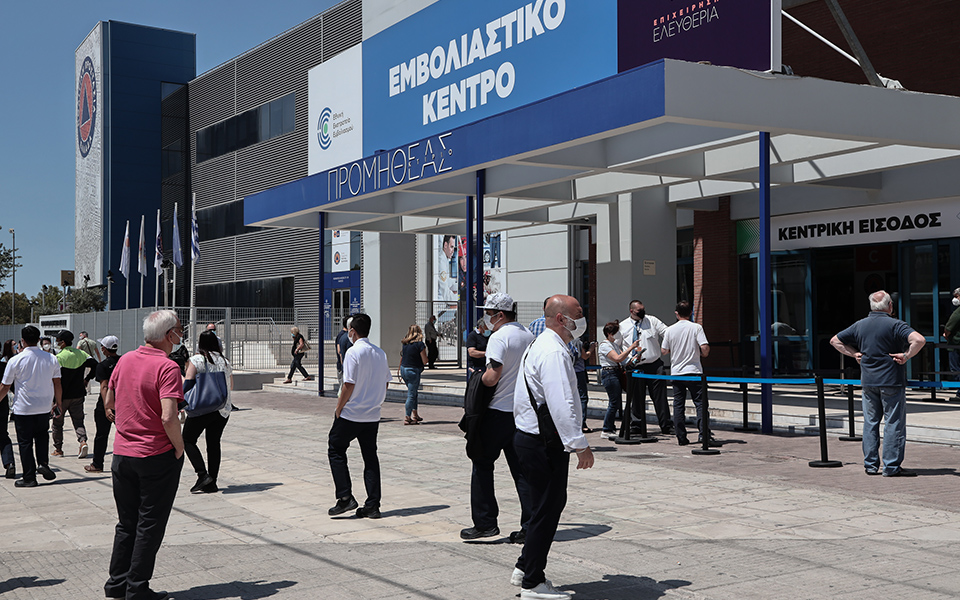 εκστρατεία-για-να-πεισθούν-οι-ανεμβολ-561375061