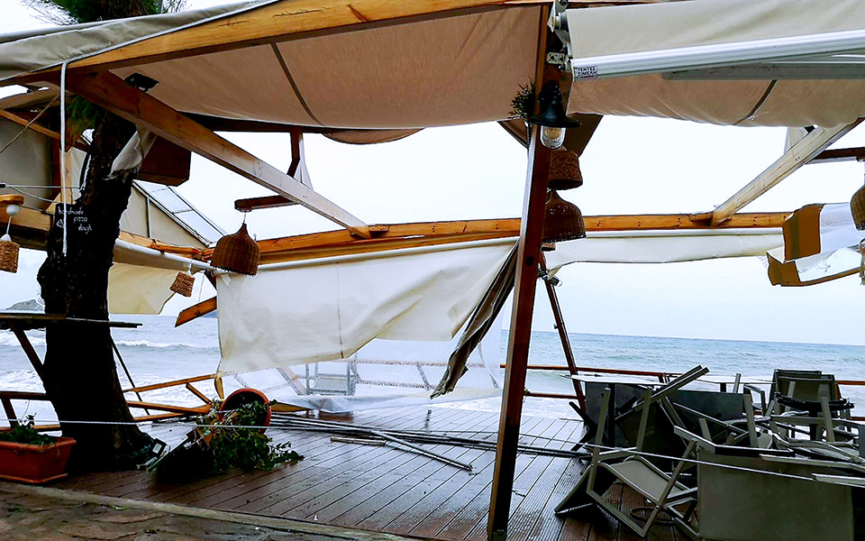 υδροστρόβιλος-χτύπησε-τη-λέσβο-σο-561371743