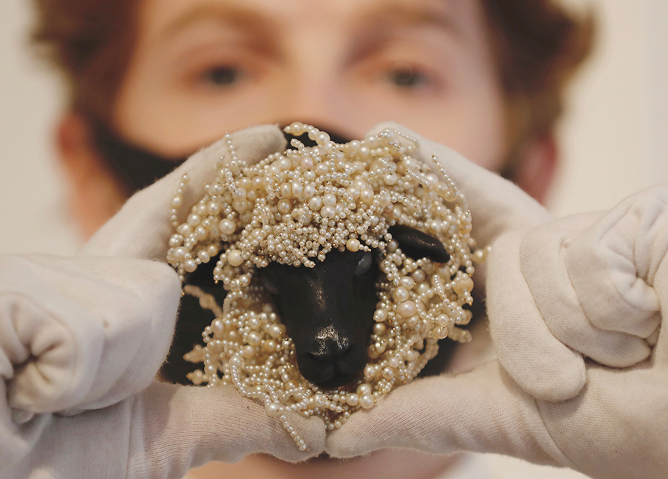 Για τα παιδιά του πολέμου