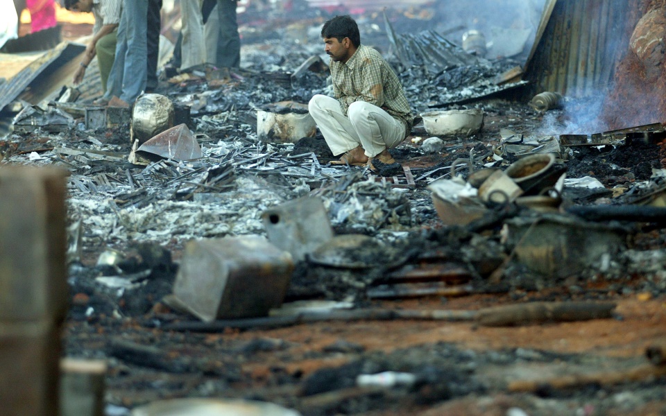 ινδία-ιλιγγιώδης-αριθμός-κρουσμάτων-561350344