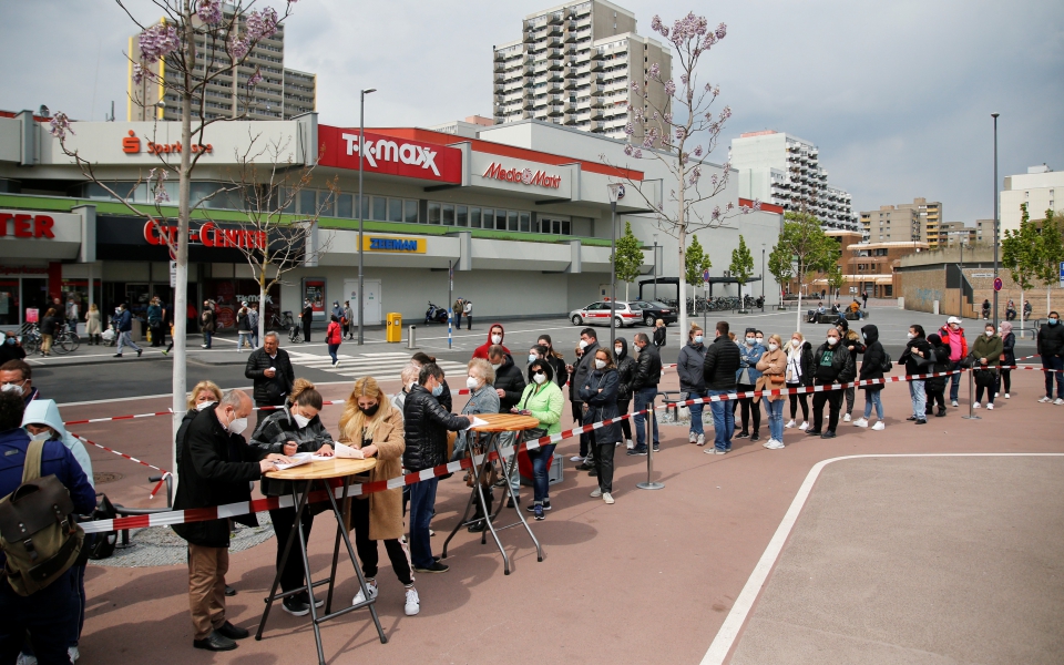γερμανία-άρση-περιορισμών-για-εμβολι-561354301