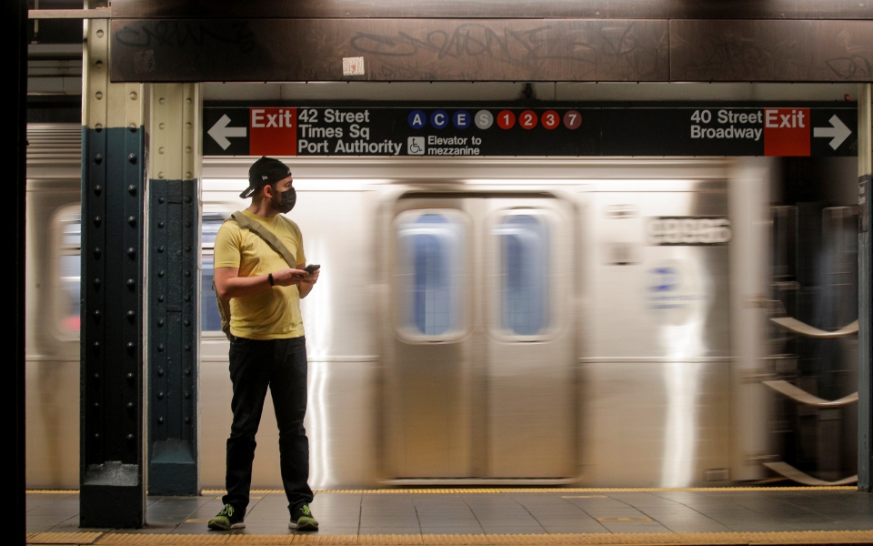 ηπα-απότομη-πτώση-κρουσμάτων-τον-ιούλ-561357673