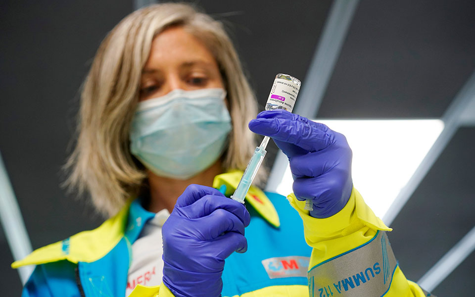 εμβόλιο-astrazeneca-αποτελεσματικότητα-έως-90-με-561370528