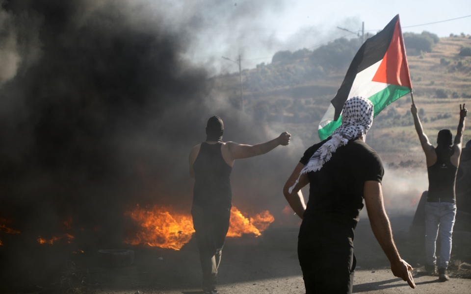 μέση-ανατολή-κανένα-σημάδι-αποκλιμάκ-561369304