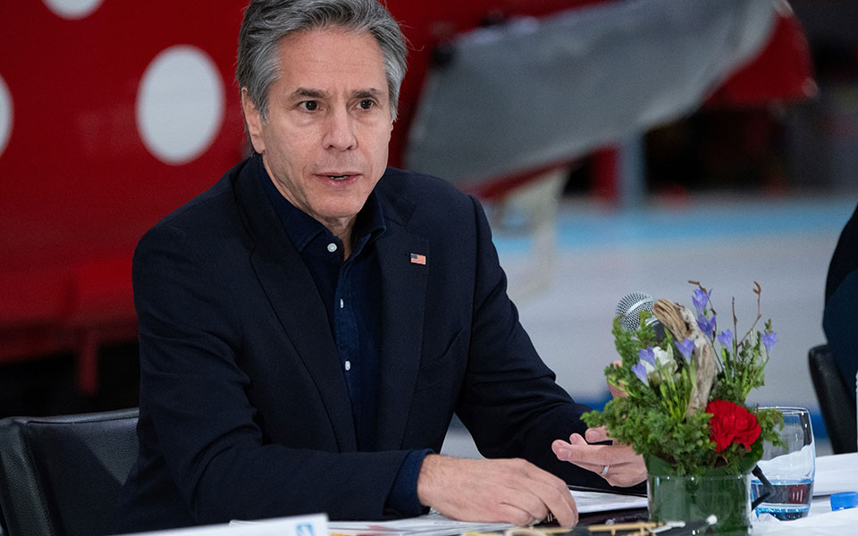 τηλεφωνική-επικοινωνία-μπλίνκεν-τσ-561372124