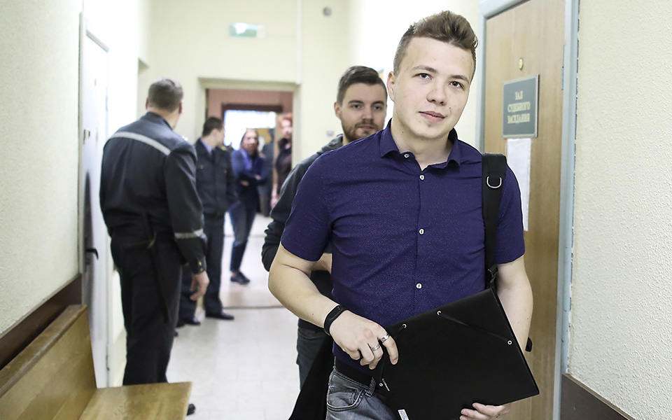 ρομάν-προτάσεβιτς-ποιος-είναι-ο-μπλόγ-561373870