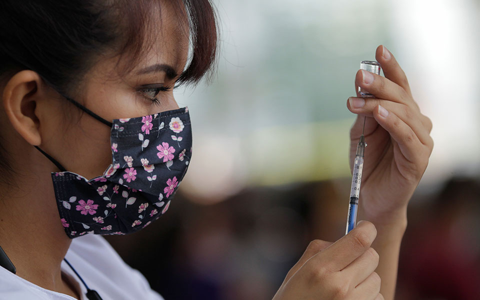 γιατί-τόσοι-συνάδελφοί-μου-παραμένο-561381211