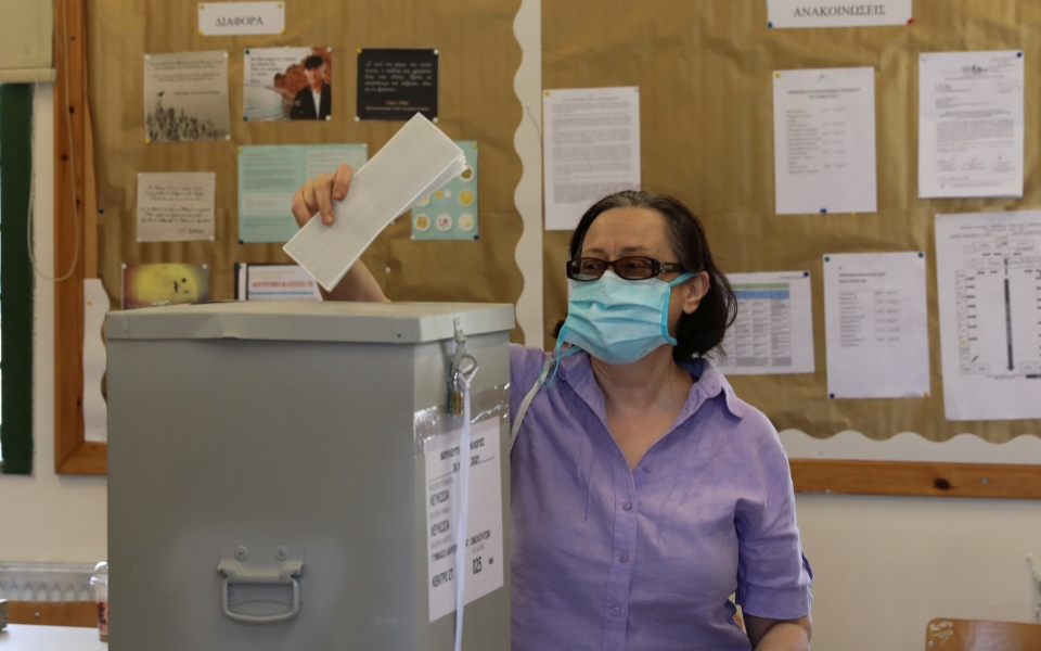 έκλεισαν-οι-κάλπες-στην-κύπρο-τι-δείχν-561382045