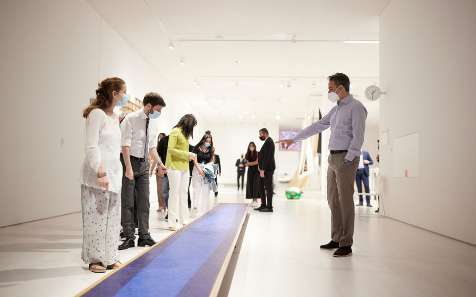 επίσκεψη-μητσοτάκη-στο-εθνικό-μουσεί-561371821