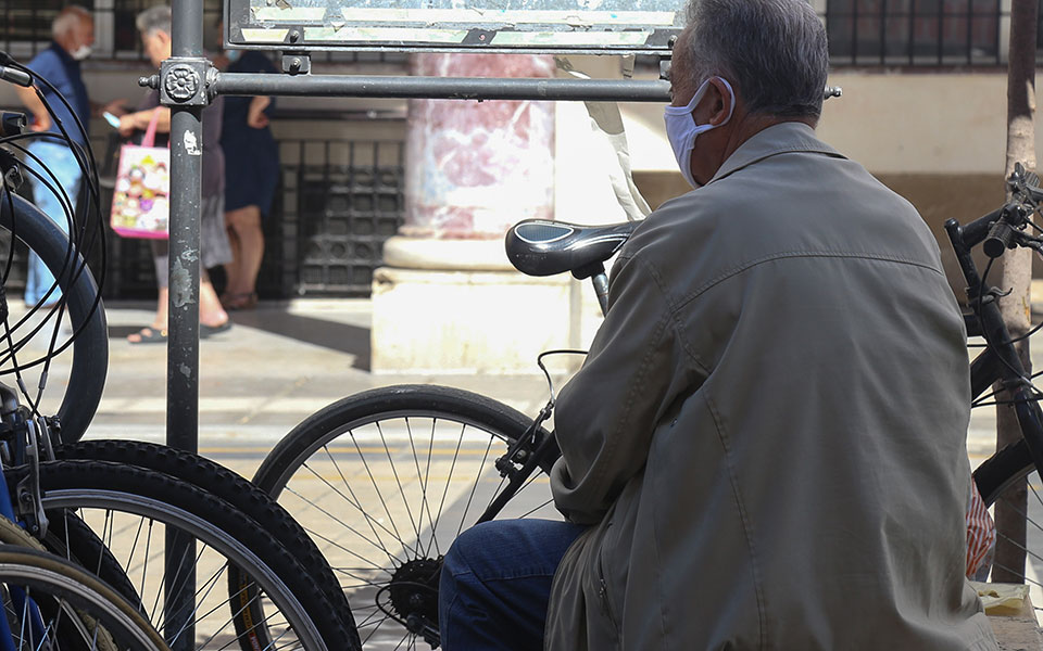 συντάξεις-χηρείας-αναστέλλονται-για-561377599