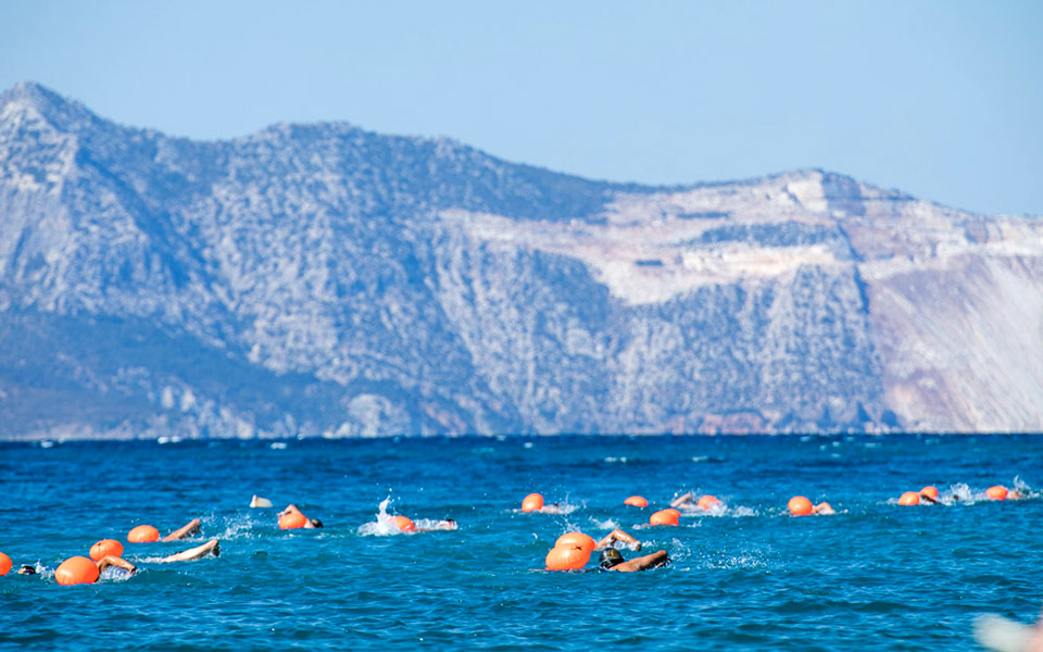 Κολύμπι στα στενά του Αρτεμισίου-1